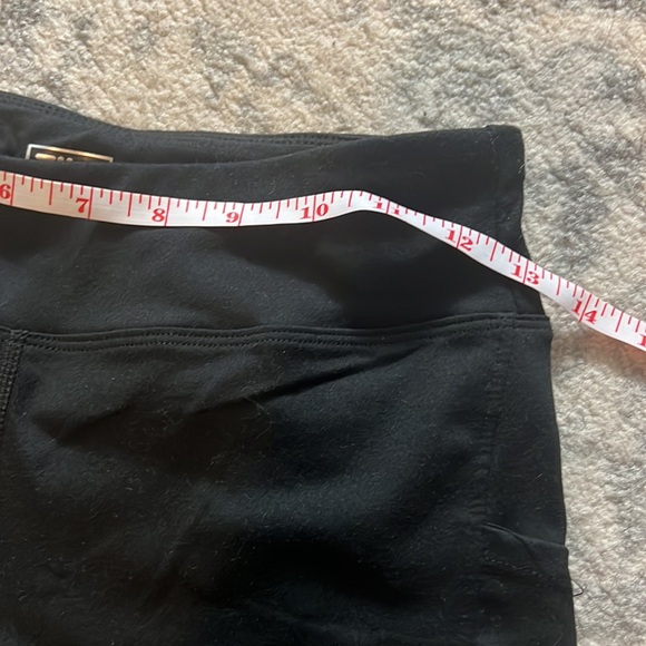 Black Fila bike shorts - Picture 3 of 4